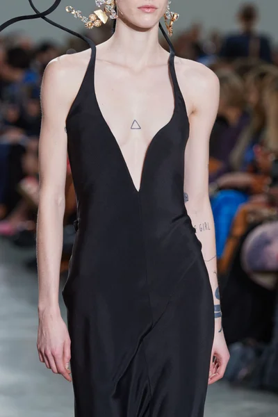 Look 35